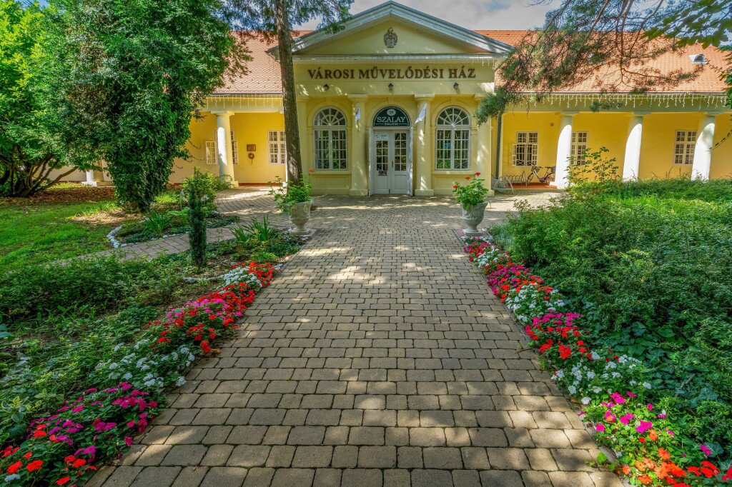 Balatonlellei Városi Művelődési Ház és Könyvtár