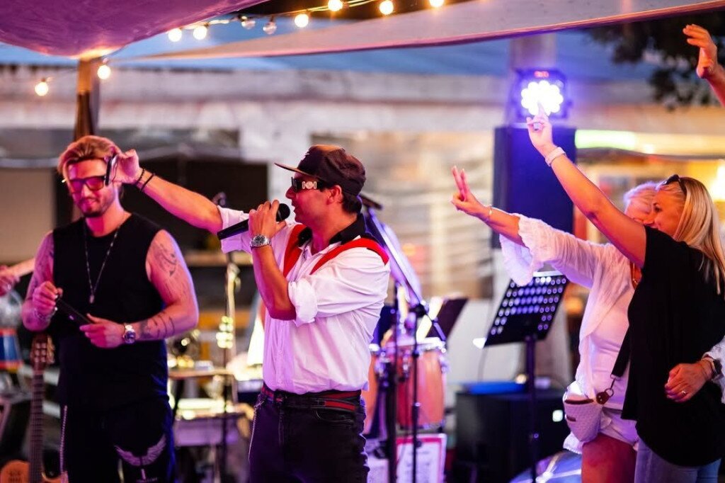 Party Annáéknál