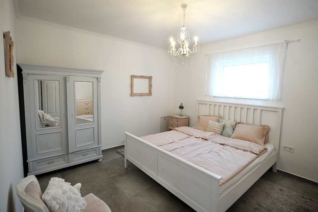 Vintage Home Lelle